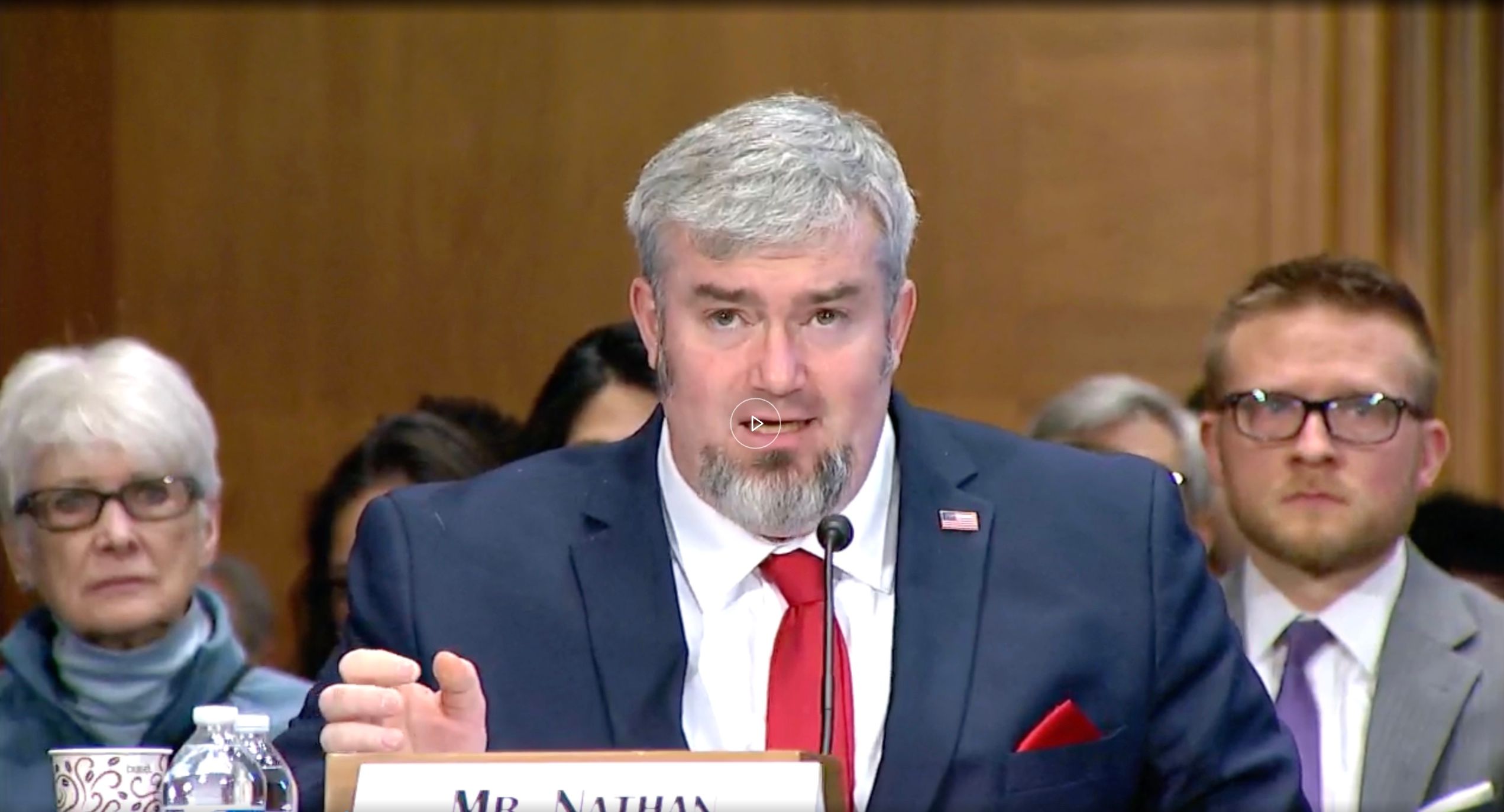 FDIC Tinjau Kembali Aturan Debanking untuk Klien Cryptocurrency di AS