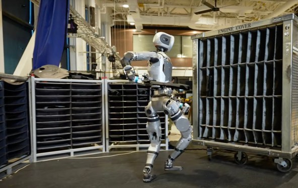Boston Dynamics dan RAI Institute Tingkatkan Kecerdasan Robot Humanoid Atlas