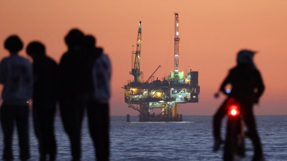 Dampak Kebijakan Energi Trump: Emisi Meningkat dan Risiko Kesehatan Mencemaskan