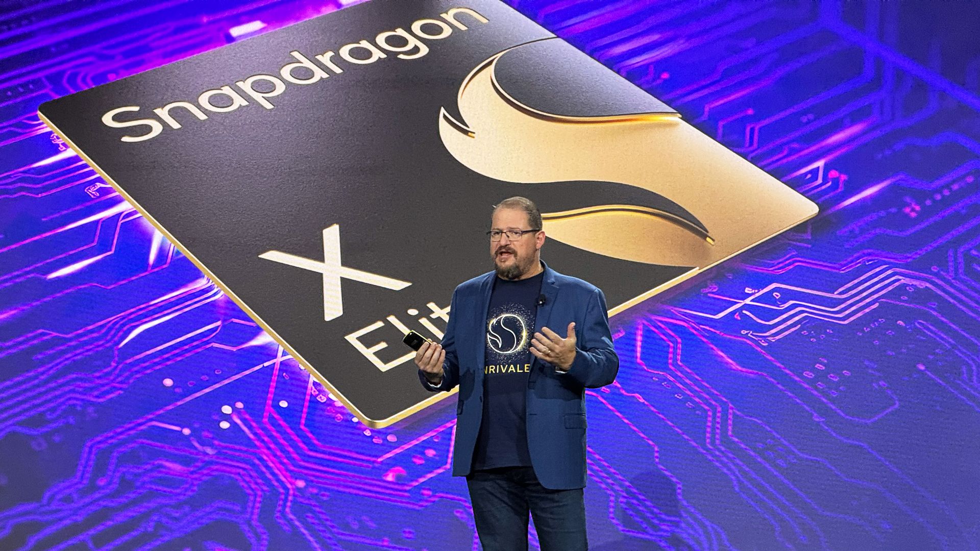 Qualcomm Kuasai 10% Laptop Kelas Atas AS, Siap Perkuat Chip PC dengan AI