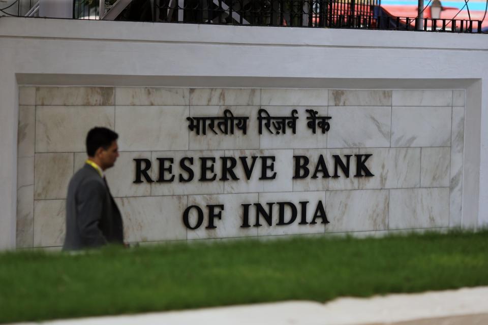 RBI Turunkan Suku Bunga untuk Dorong Pertumbuhan Ekonomi India