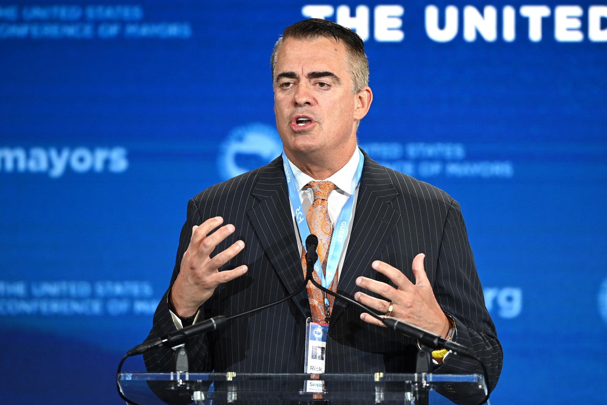 Pertikaian Axon dan Flock: Konflik Besar di Dunia Teknologi Pengawasan Polisi AS