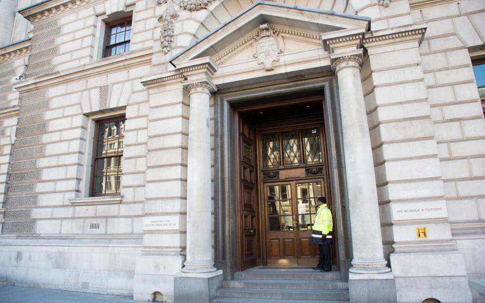 Beban Pajak Rumit Inggris Biayai Bisnis Miliaran Pound Setiap Tahun