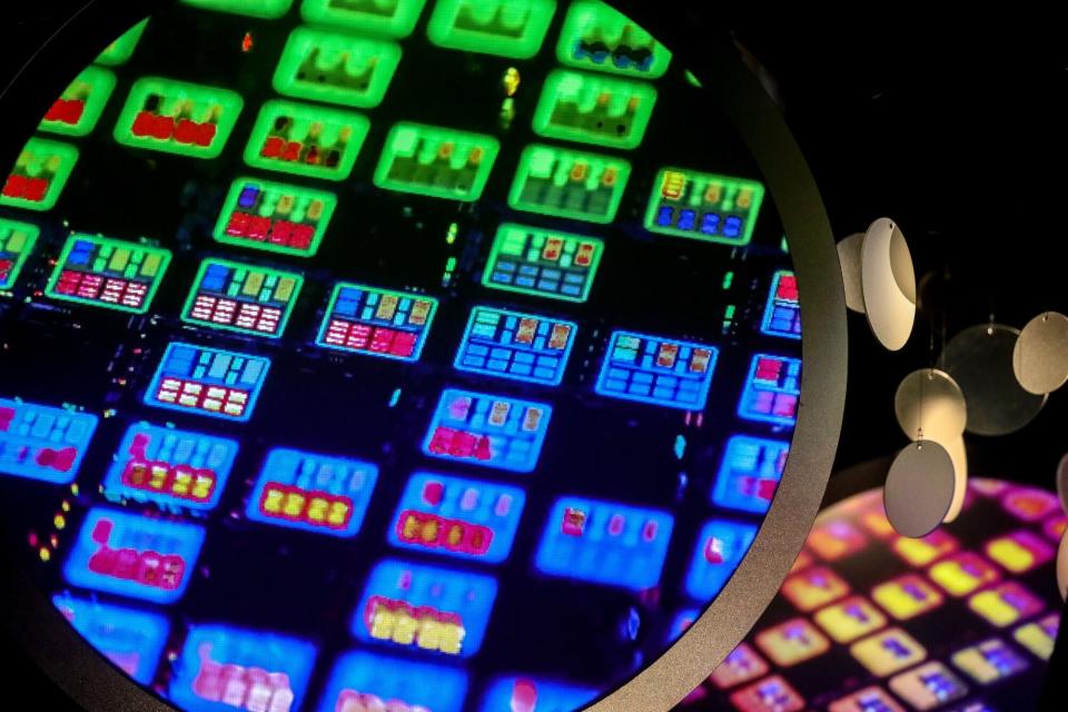 Pertumbuhan Penjualan TSMC Melambat Karena Ketidakpastian AI dan Ancaman Tarif AS