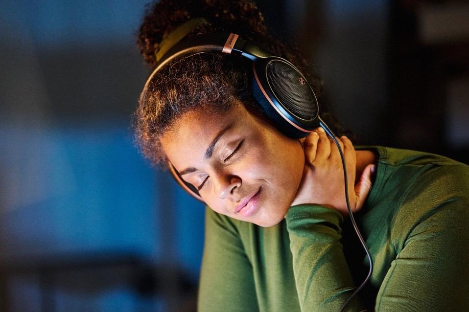 Sennheiser HD 505: Headphone Terbuka Berkualitas Tinggi dengan Harga Terjangkau