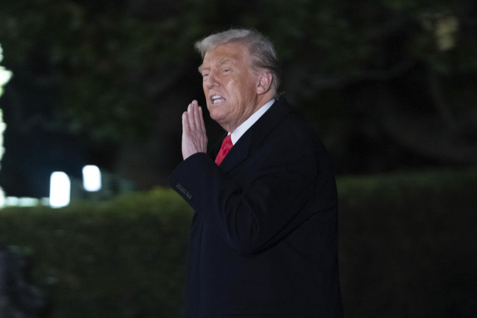 Trump Umumkan Tarif 25% Baja dan Aluminium, Risiko Inflasi Meningkat