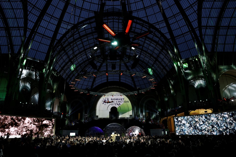 Perancis Dorong Pelonggaran Regulasi untuk Mempercepat Inovasi AI di Eropa