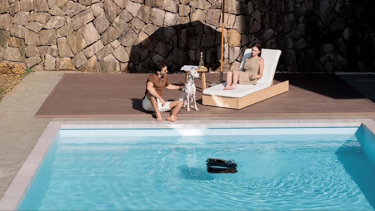 Beatbot AquaSense 2: Robot Pembersih Kolam Pintar dan Ramah Lingkungan