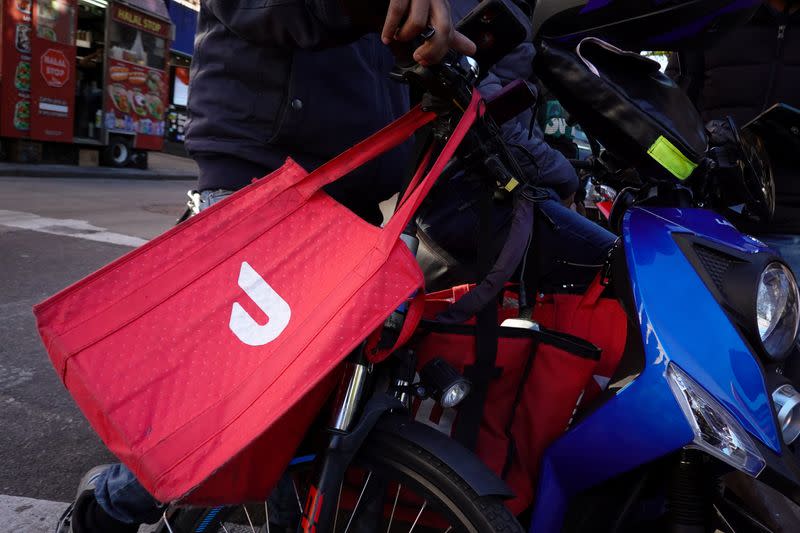 DoorDash Kalahkan Ekspektasi dengan Laba dan Pesanan Meningkat Drastis