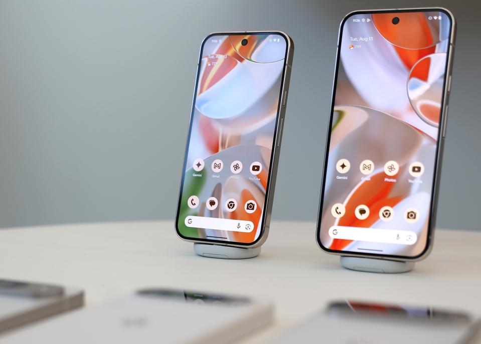 Kenapa iPhone dan Pixel Lebih Aman? Update Keamanan yang Beda Kelas Tahun 2024