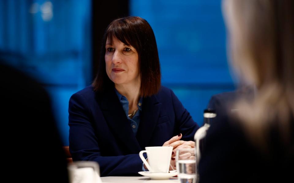 Kontroversi Penghapusan Cash ISA: Risiko dan Manfaat bagi Para Penabung dan Pemerintah