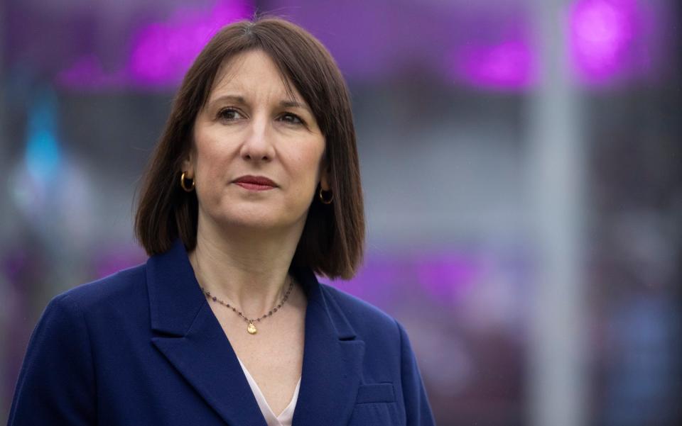 Spekulasi Hapus Manfaat Pajak Cash ISAs Picu Lonjakan Penabung Panik