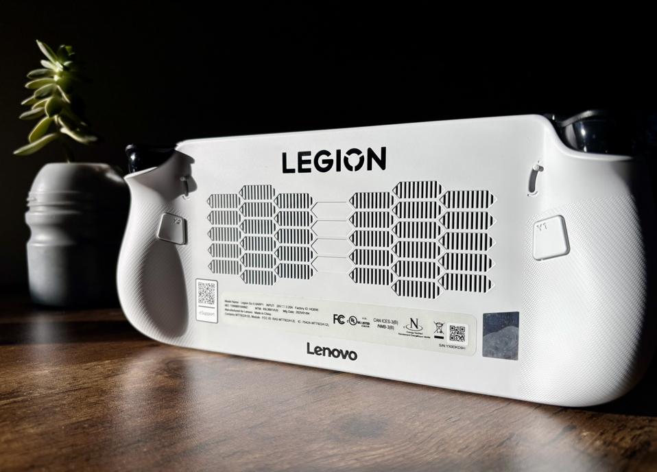 Lenovo Legion Go S: Handheld Gaming Nyaman Tapi Performa Turun Dibanding Pendahulu