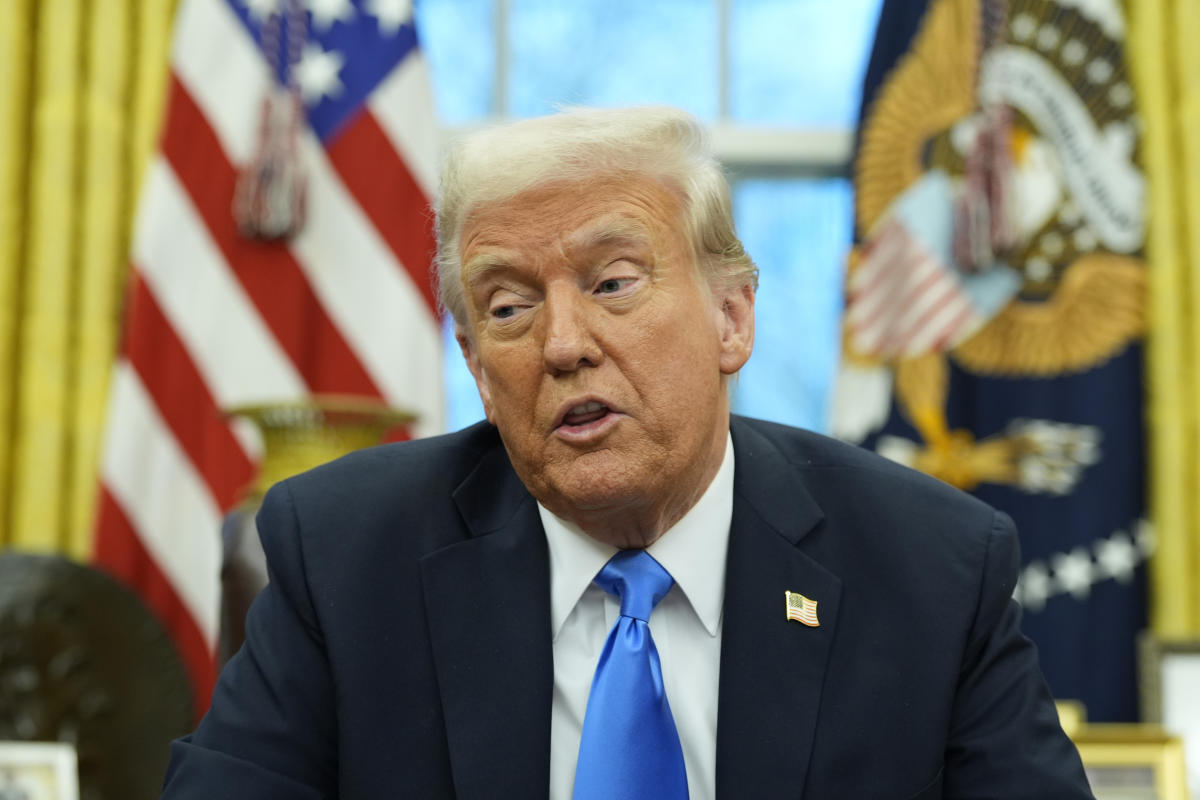 Survei Yahoo Finance Ungkap Kekhawatiran Tarif Trump pada Ekonomi AS