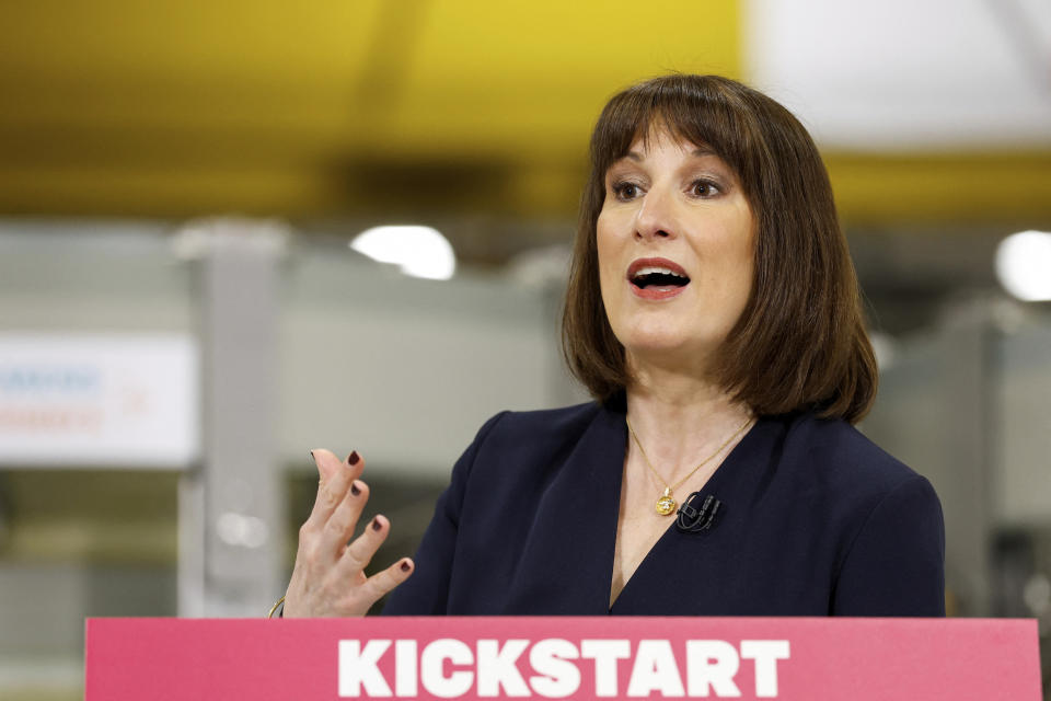 Ekonomi Inggris Tumbuh Tipis di Akhir 2024, Tantangan Besar Menanti Pemerintah Baru