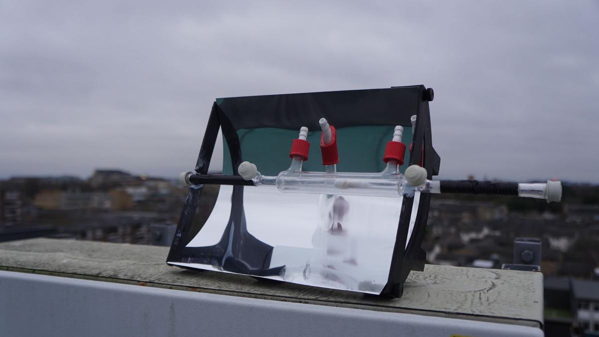 Reaktor Baru Cambridge Ubah CO2 Jadi Bahan Bakar Bersih Pakai Energi Matahari