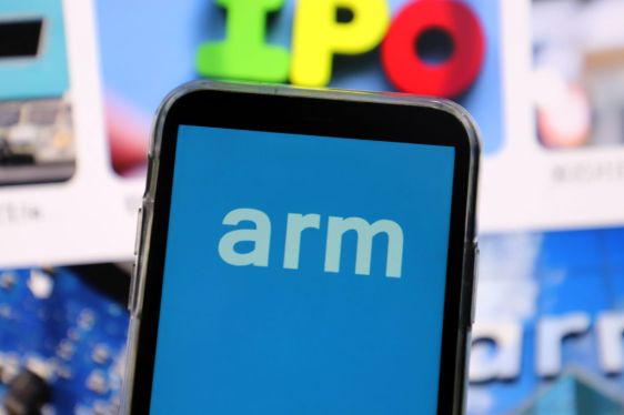 Arm Mulai Produksi Chip Sendiri Usai Meta Jadi Pelanggan Besar