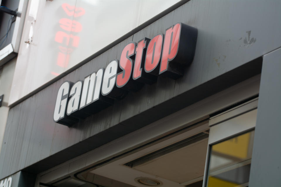 GameStop Pertimbangkan Investasi Bitcoin, Saham Melonjak Pasca Tweet CEO