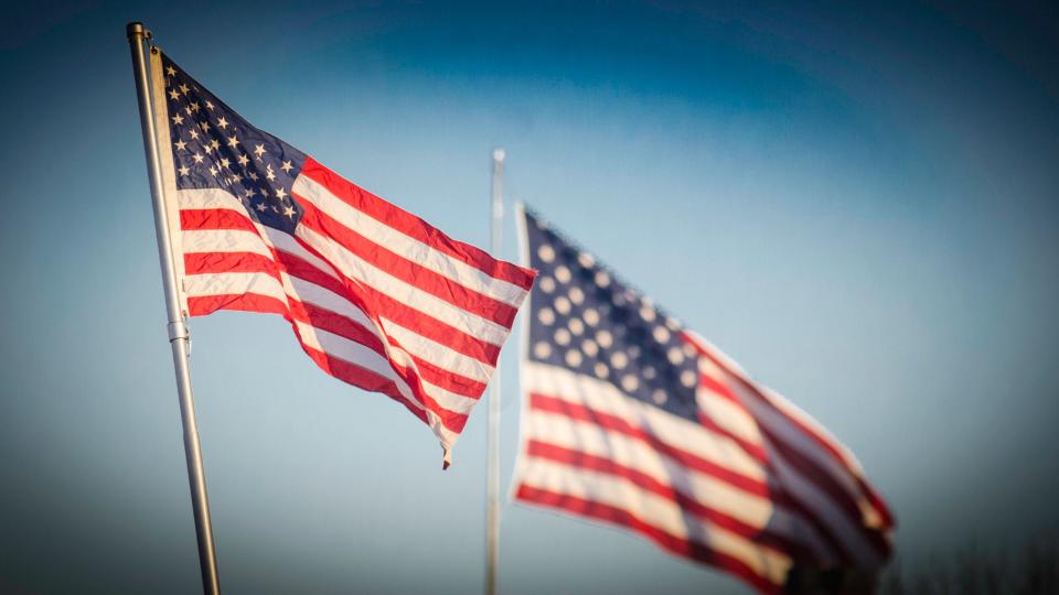 Bisakah Konsumen AS Bertahan dari Dampak Perang Dagang dan Tarif Impor?