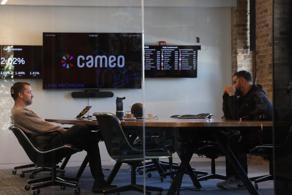 Cameo Tawarkan Kenaikan Gaji 10 Ribu Dollar untuk Karyawan Kembali ke Kantor