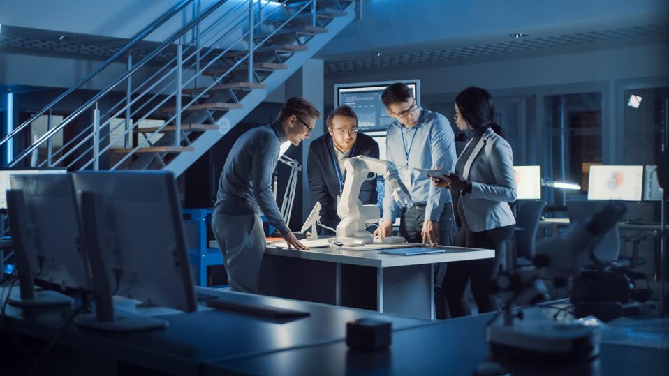 Inovasi Revolusioner AI Murah dan Mudah Akses Mengubah Bisnis dan Pendidikan