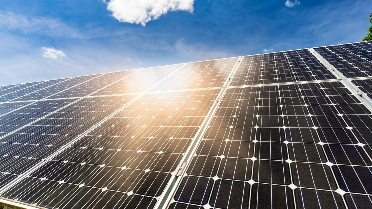 Sel Surya Perovskit Ramah Lingkungan dengan Efisiensi 21,39 Persen