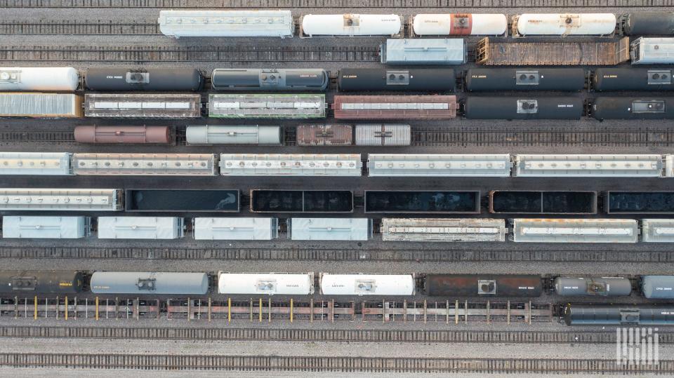 Produksi Industri AS Naik Tembus Perkiraan, Tapi Ada Penurunan di Manufaktur