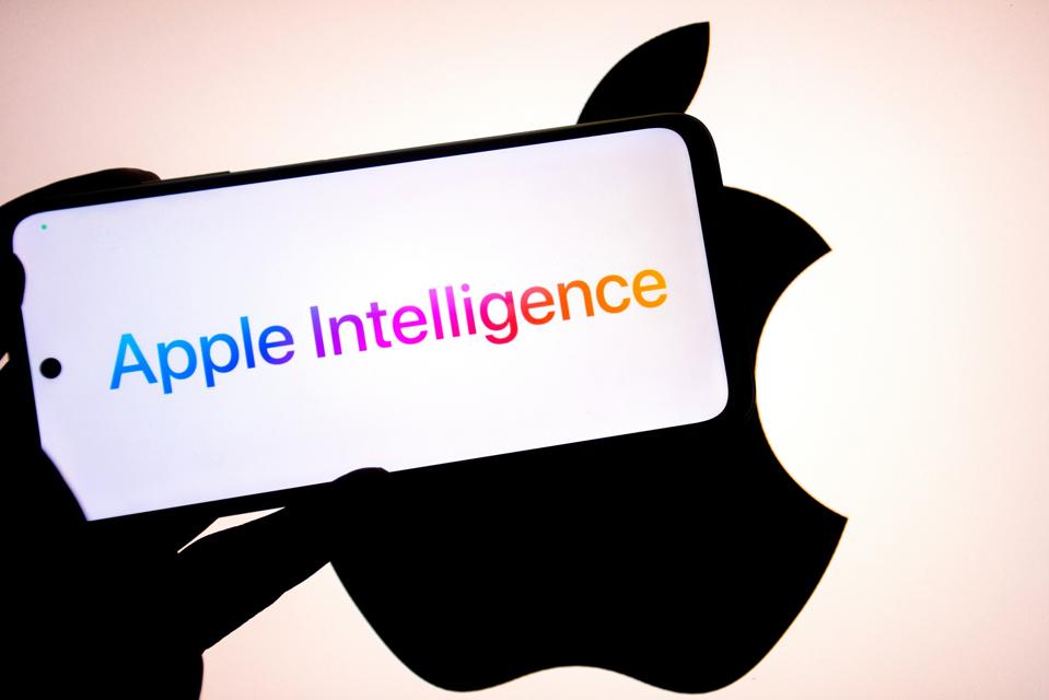 Apple Intelligence Kalah Bersaing, Fitur AI Apple Diprotes Pengguna iPhone