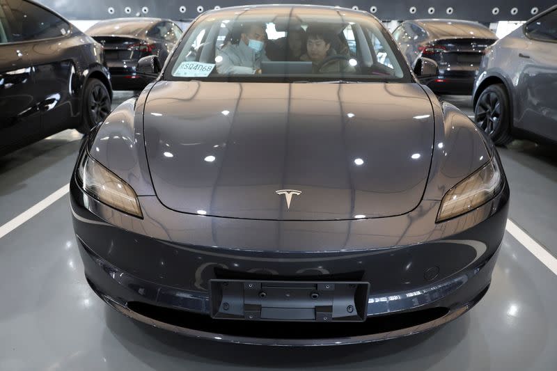 Tesla Mulai Produksi Massal Model Y Terbaru di Pabrik Shanghai