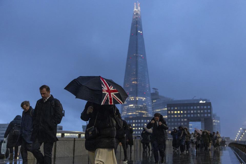 Pertumbuhan Upah Inggris Meningkat, Bank of England Tetap Waspada Inflasi
