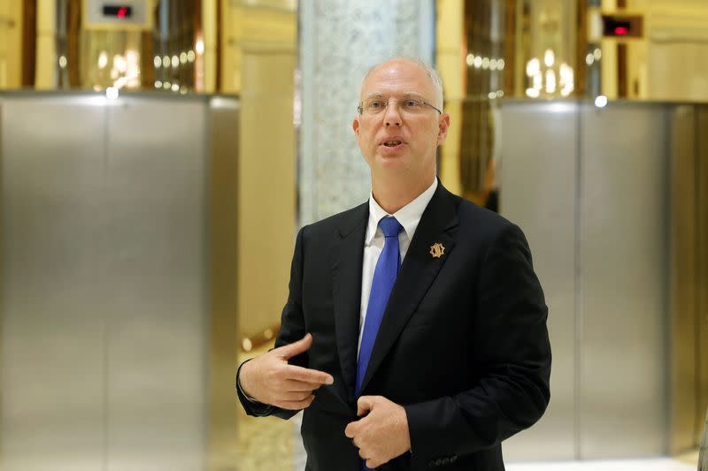 Dana Rusia Prediksi Perusahaan AS Kembali Berbisnis di Rusia Tahun 2025