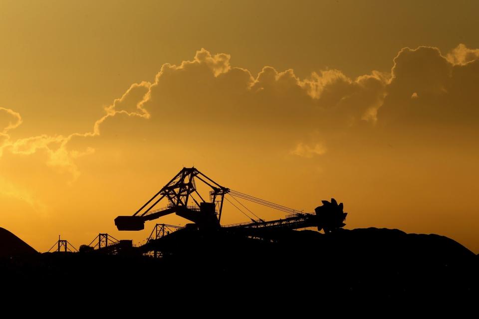 Glencore Alami Penurunan Keuntungan Karena Harga Komoditas Anjlok