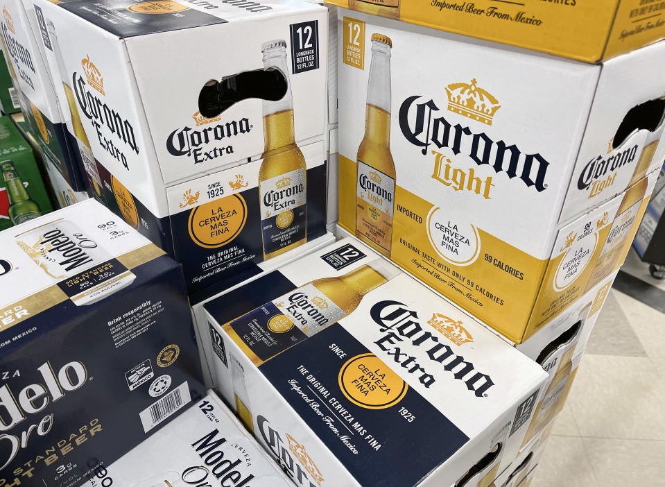 Warren Buffett Investasi Besar di Constellation Brands, Saham Melonjak