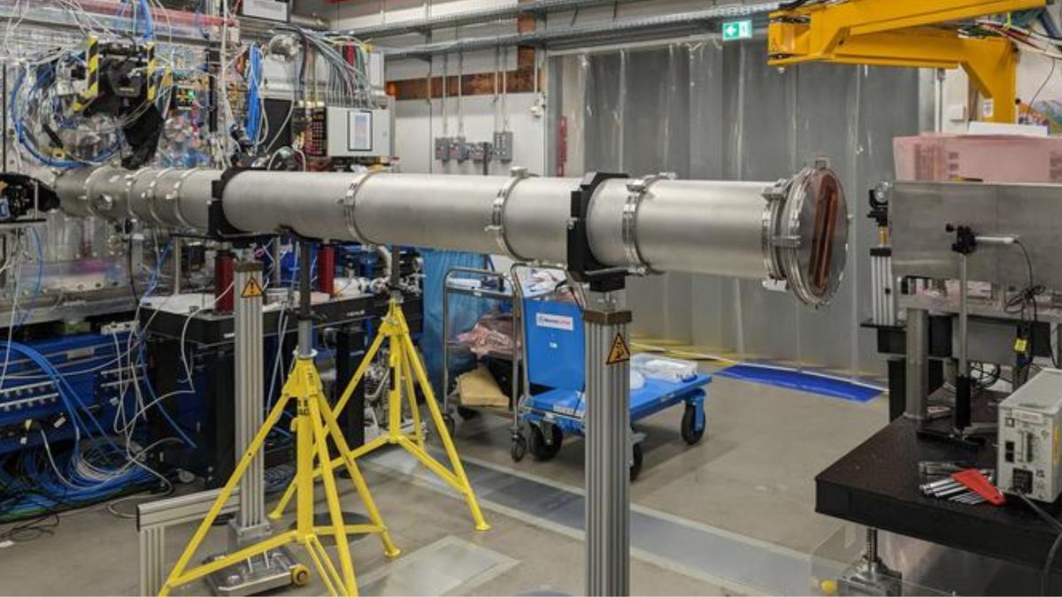 Misi Mendeteksi Partikel Axion: Memburu Materi Gelap Menggunakan Laser Sinar-X Paling Canggih