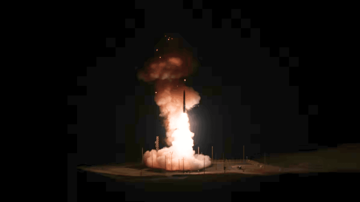 Uji Coba Rudal Minuteman III Tunjukkan Kesiapan dan Keandalan Daya Tangkal Nuklir AS