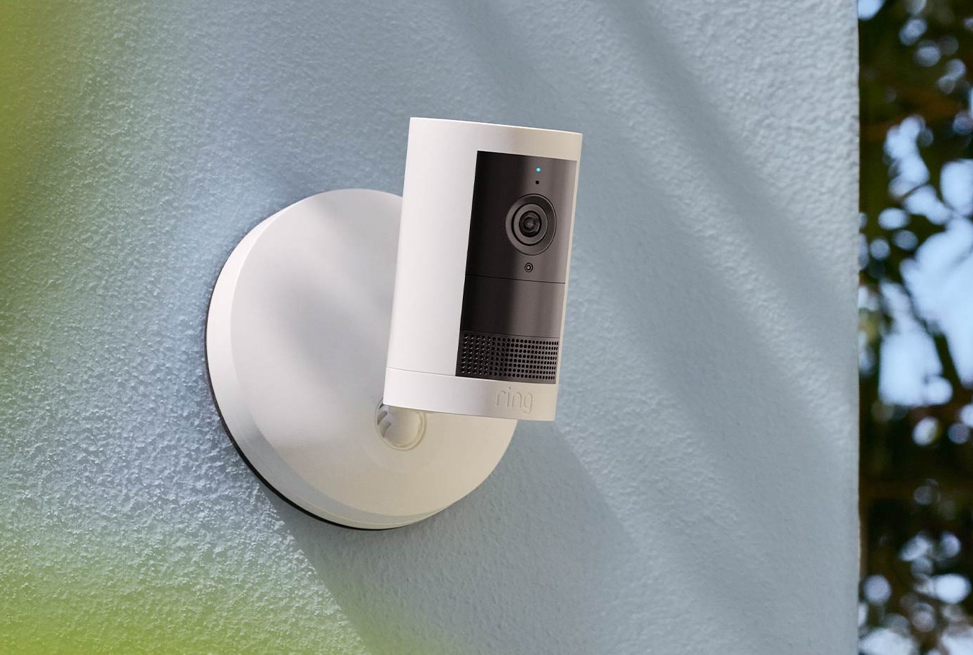 Ring Outdoor Cam Plus: Kamera Keamanan 2K dengan Fitur Canggih dan Harga Terjangkau