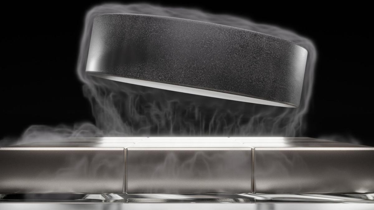 Penemuan Superkonduktor Nikel Suhu Tinggi yang Bekerja di Tekanan Normal