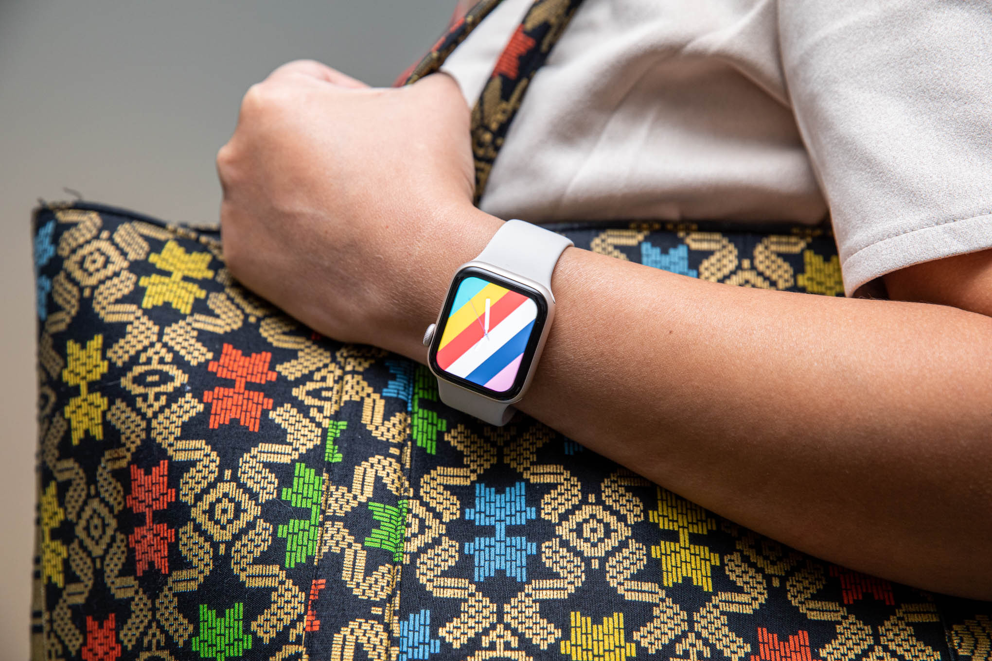 Panduan Memilih Apple Watch Terbaru dengan Harga dan Fitur Terbaik 2024