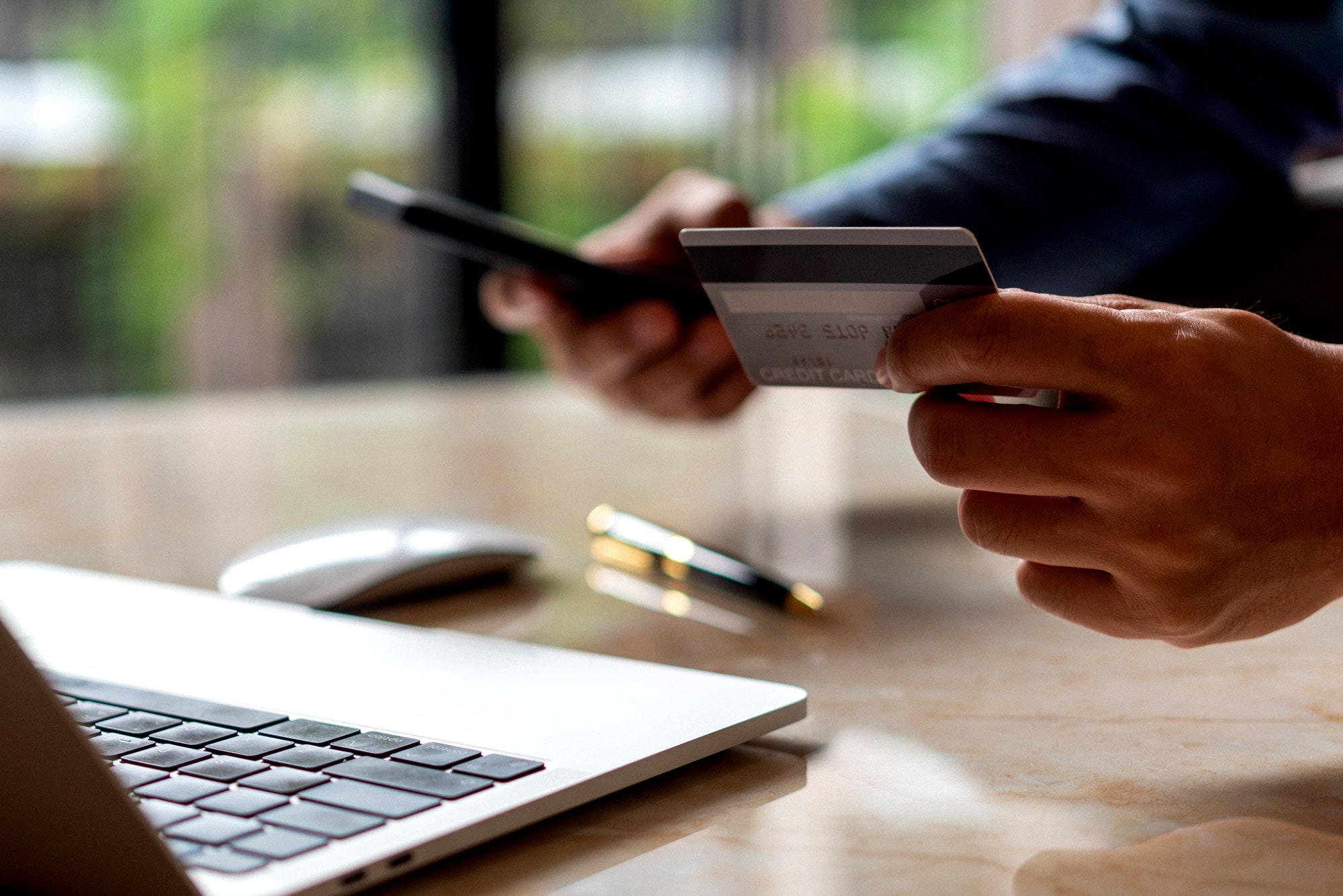 GSA Hentikan Penggunaan Kartu Kredit Pemerintah Demi Pangkas Anggaran Federal