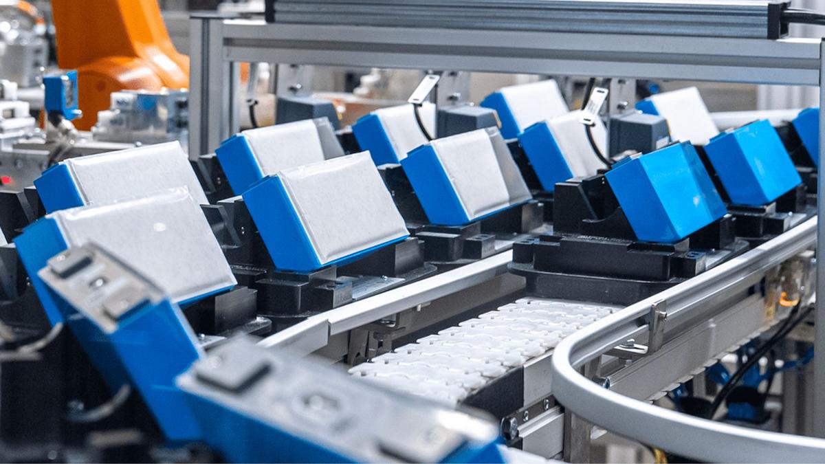 BMW Siapkan Baterai Gen6 untuk Dorong Mobil Listrik Jangkauan Lebih Jauh dan Cepat Isi