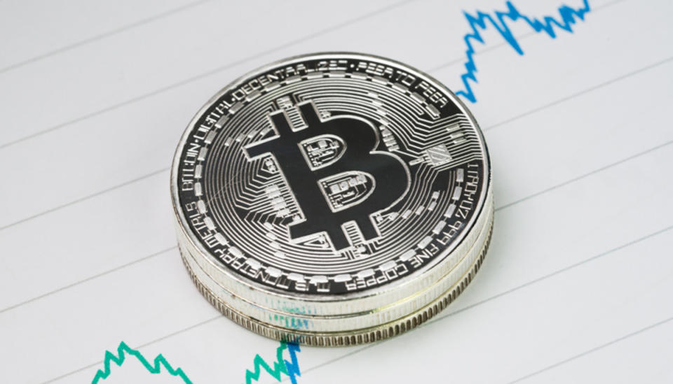 Pasar Kripto Terguncang Setelah Hack Bybit, Adopsi XRP dan Bitcoin Terus Melaju