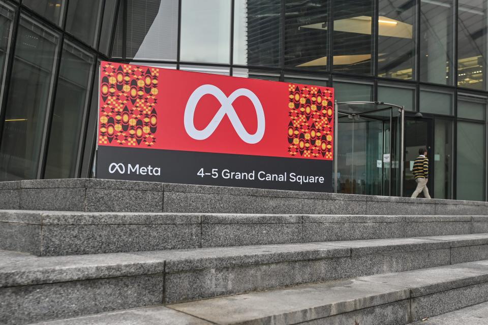 Mantan Karyawan Meta Terkejut Di-PHK dan Diberi Label 'Low Performer'