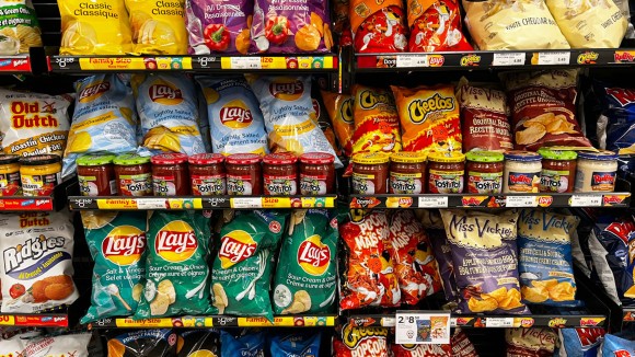 Konsumsi Junk Food Singkat Ubah Pola Otak dan Hambat Respon Insulin