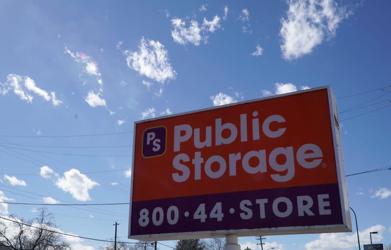 Dampak Kebakaran Los Angeles Turunkan Proyeksi Keuangan Public Storage 2025