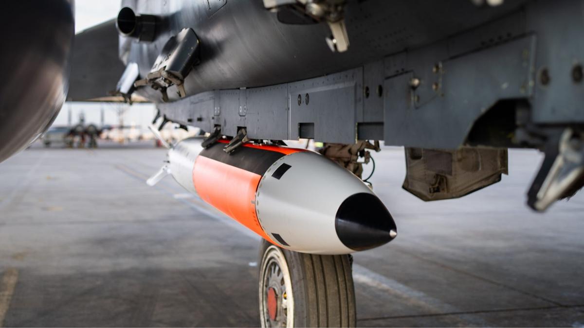 Produksi Akhir Bom Nuklir B61-12 Tandai Era Baru Deterrence AS