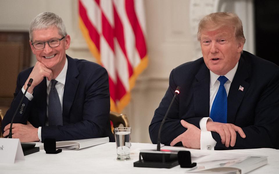 Pemegang Saham Apple Tolak Aturan Hapus Program Keberagaman Meski Ditekan Trump