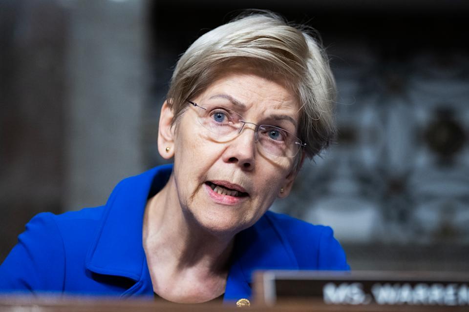 Elizabeth Warren Desak Penjelasan Sikap Terhadap Kemerdekaan Federal Reserve