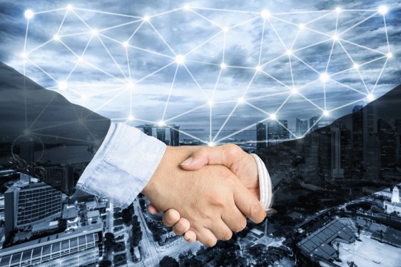 Regie.ai: Menggabungkan AI dan Sentuhan Manusia untuk Tingkatkan Penjualan