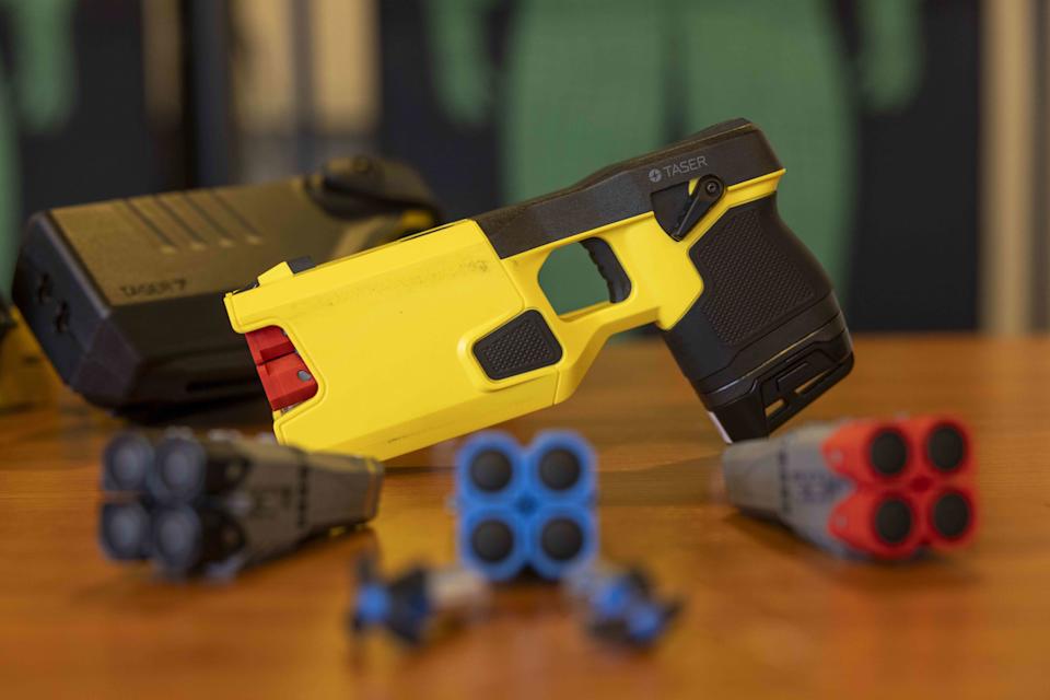 Axon Enterprise Catat Pendapatan Meningkat Tajam dan Saham Melonjak