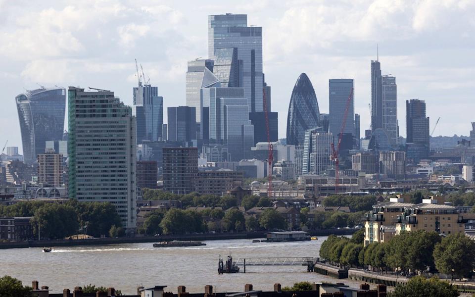 London Stock Exchange Tetap Kuat Meski Banyak Perusahaan Pindah ke New York